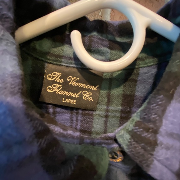 Vermont Flannel Company Button Up Flannel - Picture 4 of 4